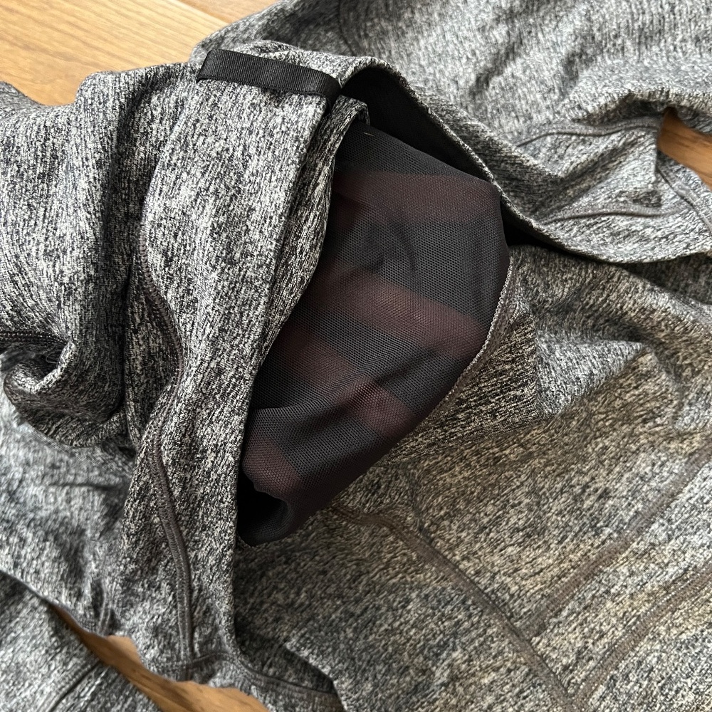 Lululemon Define Jacket (WITH Mesh) - Heathered B… - image 6